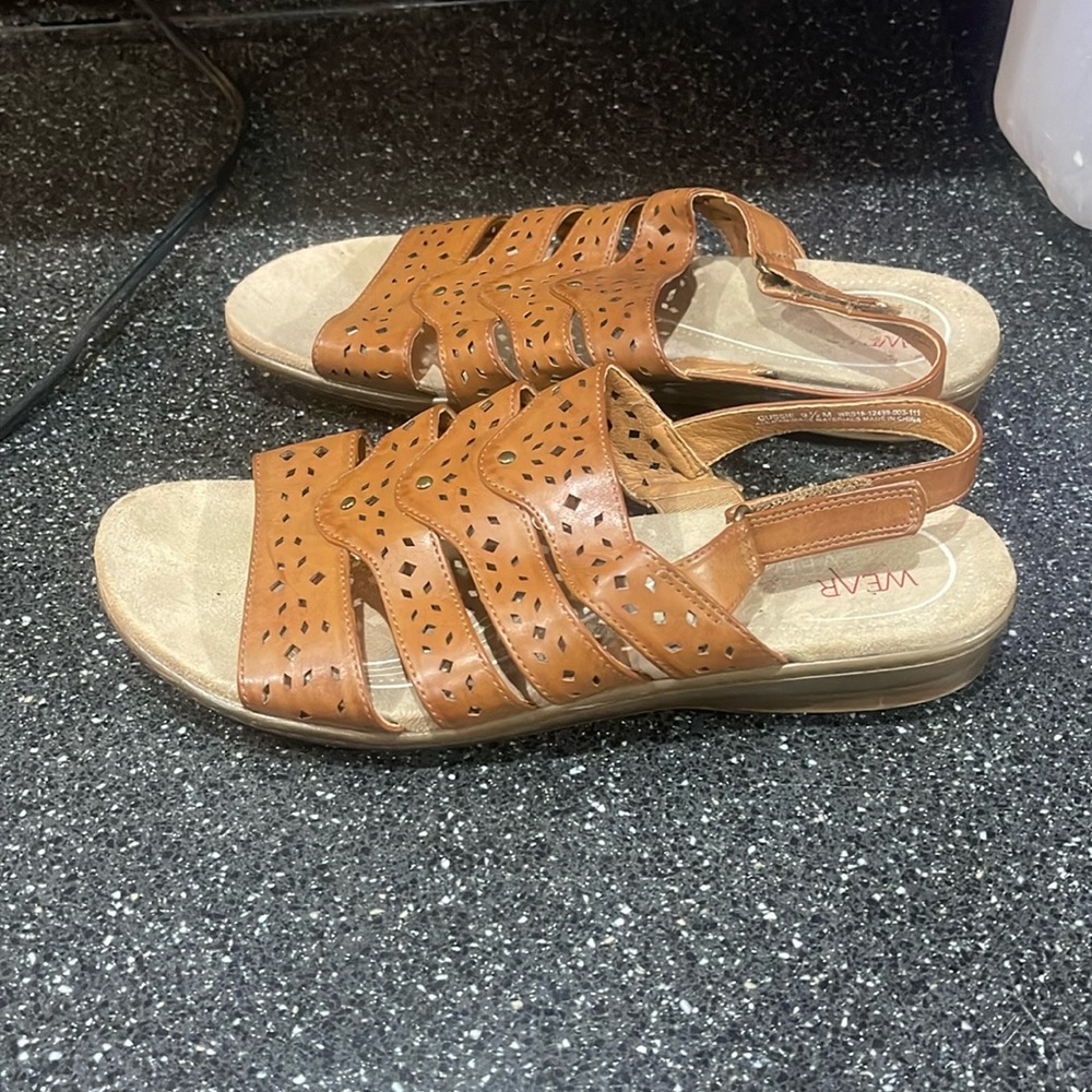 Tan sandals size 9.5